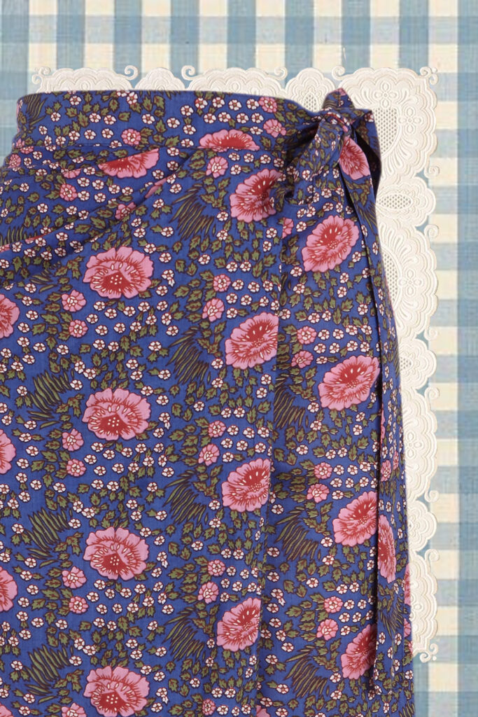 Wrap_skirt_pink_flower_2