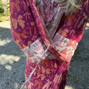Pink bows robe